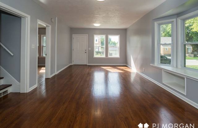 6262 South Pine Street