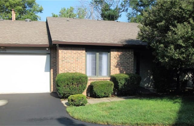 2568 North WILLOW Way - Indianapolis, IN apartments for rent