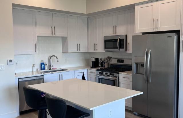 7300 E EARLL Drive unit: 4013