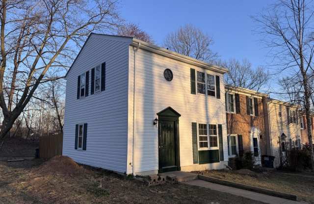 12335 WOODLAWN COURT