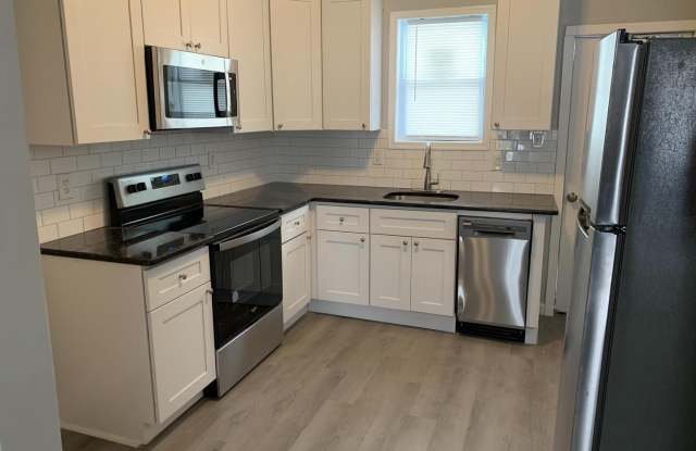 1314 S MYRTLEWOOD STREET