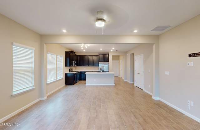 3965 CLOVERDALE Court