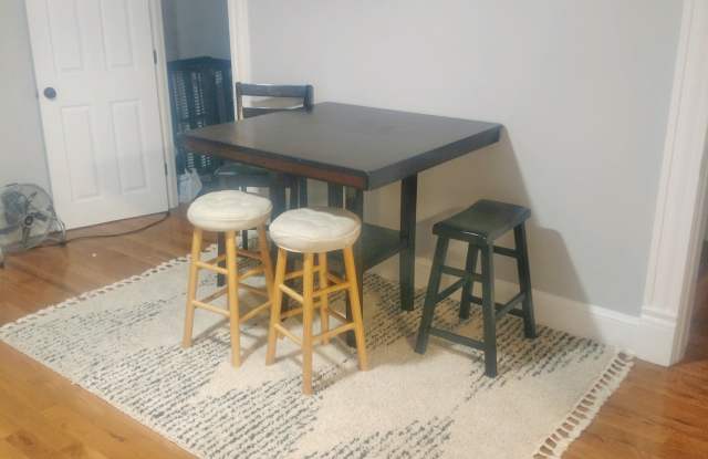 185 South Cypress Avenue - 1