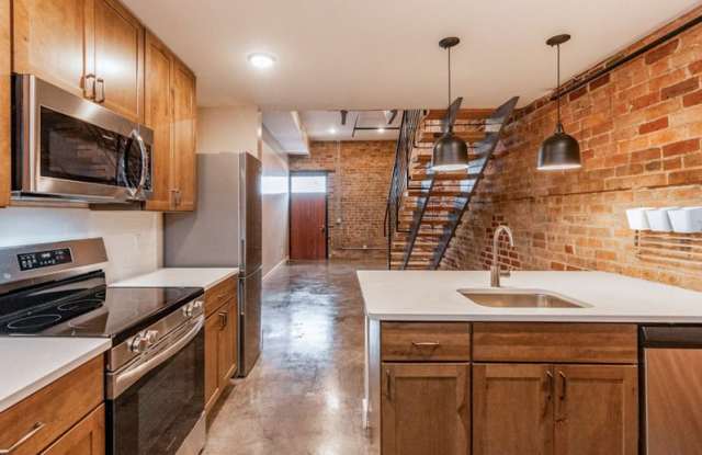 225 Old South High Street Apt. 125