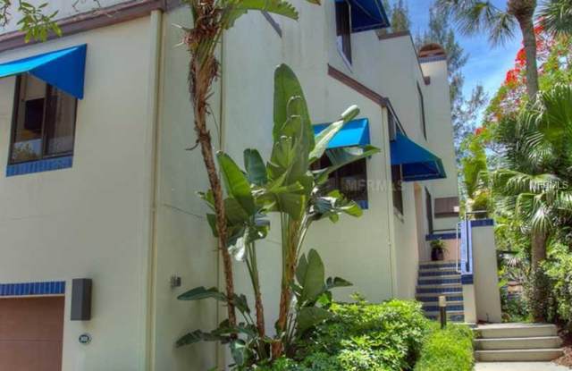 1906 HARBOURSIDE DRIVE