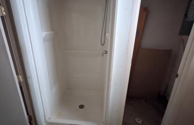 Photo of 13604 Oak Park Blvd