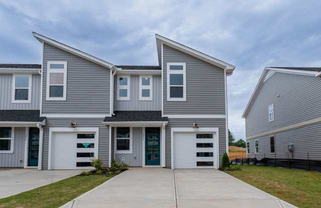 Brand New Townhome in Spartanburg, Pool, Dog Park, END UNIT photos photos