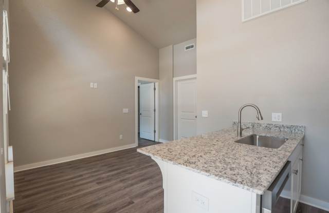 2 Bedroom 2 Bathroom Home in Fayetteville, AR