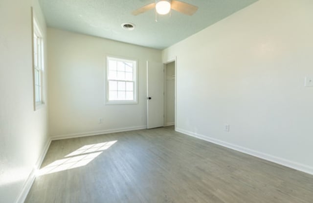 BEAUTIFULLY RENOVATED RENTAL HOME | PRIME LOCATION