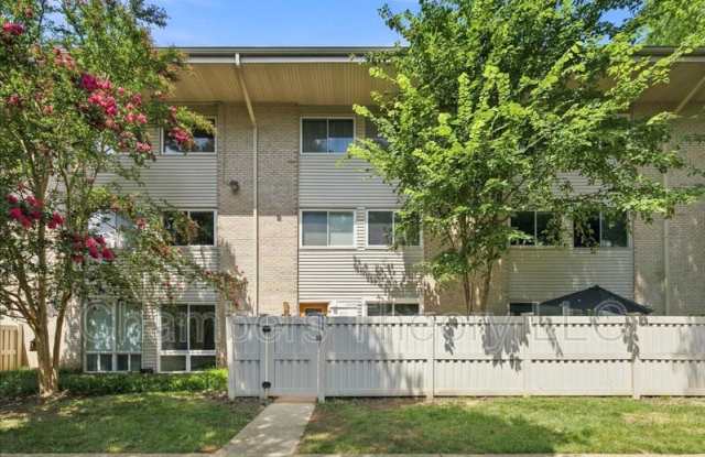 118 Haycock Rd