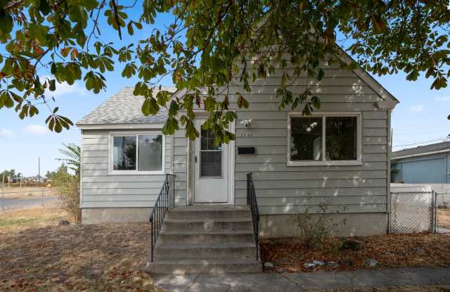 Photo of Updated 2 Bedroom 1 Bath Home In Spokane