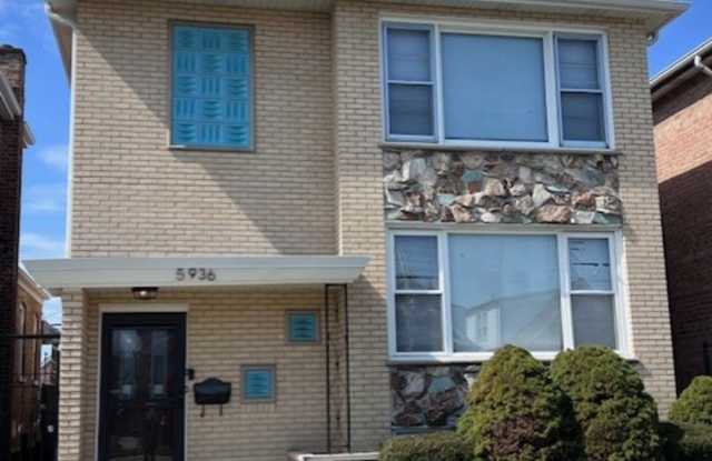 5936 S Kolin Avenue unit: G