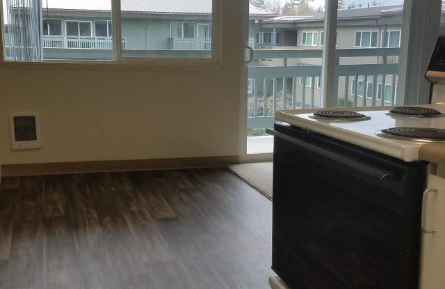 The Courtyard Apartment Homes