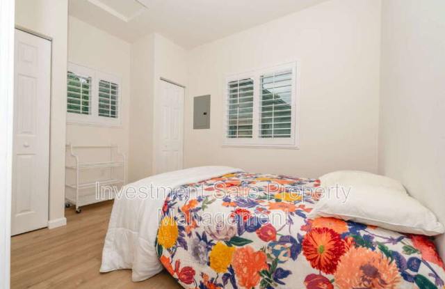 1638 Dartmouth Street