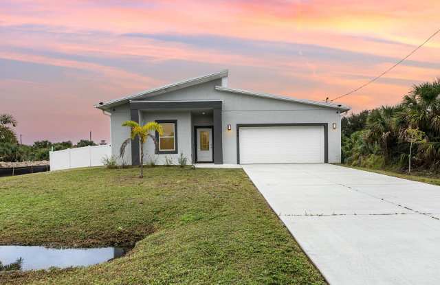 448 Saint Andre Boulevard