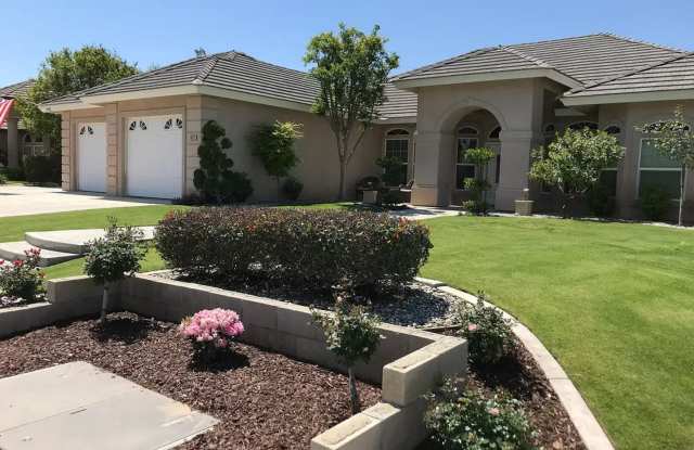 Photo of West Bakersfield Custom Home for Rent!