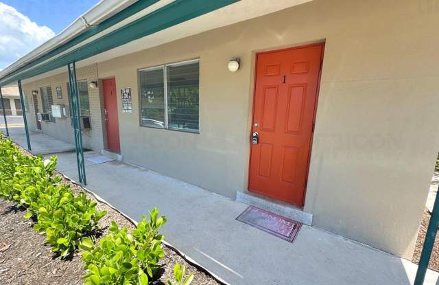 403 NW 25th Street - 1