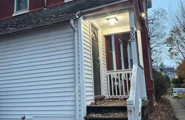 308 W LAFAYETTE STREET