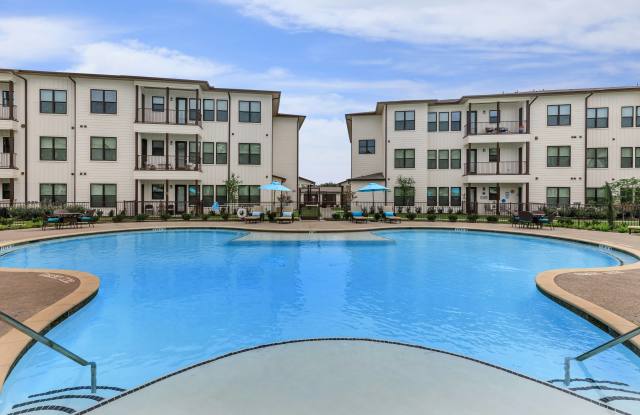 Photo of 55+ Active Adult Apartment Homes - Ivy Point Klein