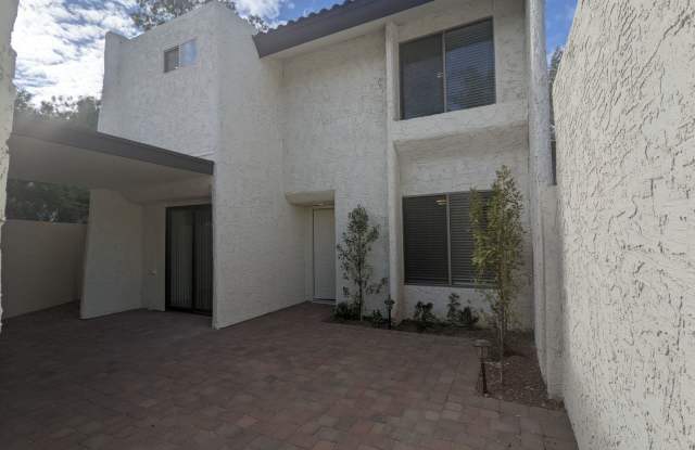 AMAZING REMODELED VILLA STYLE PATIO HOME IN LAS BRISAS - 1544 South River Drive, Tempe, AZ 85281