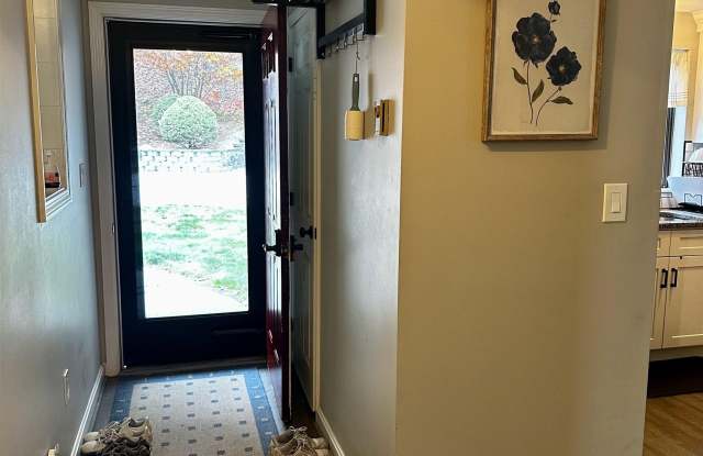 22 Essex Green Court