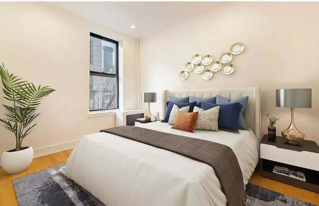 Photo of 301 East 53rd Street