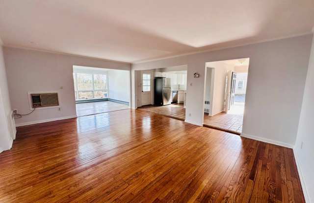 78 Cedarhurst Avenue