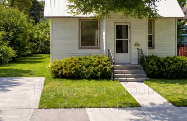 170 4th St