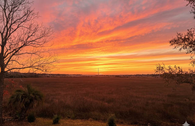 4301 Waterview Circle