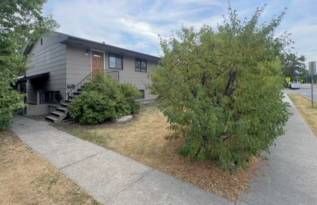 Photo of 618 South 11th Avenue - A