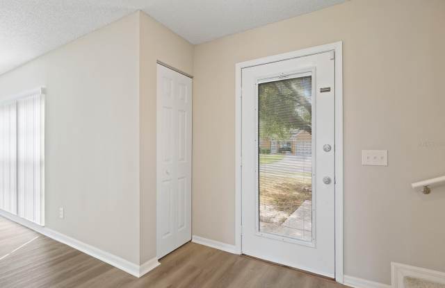 2107 SHADY POINT LANE