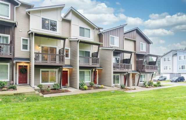 17537 110th Avenue East