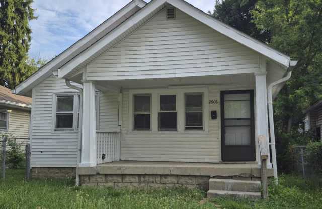 2908 E 17th Street