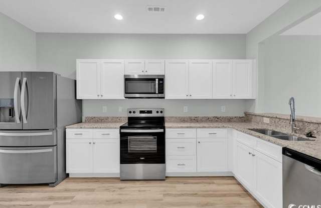 Gorgeous 2 bed 2.5 bath condo at Kiskadee Parke