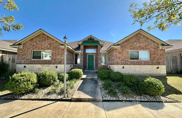 Photo of Spacious 4-Bed, 4.5-Bath Home in the Heart of the Baylor Bubble!