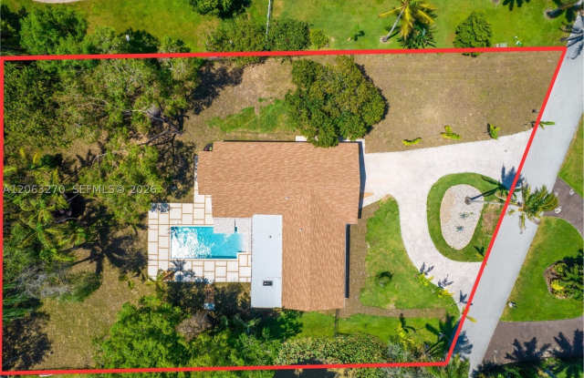 4700 SW 110th Ave
