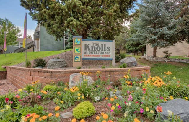 The Knolls at Sweetgrass Apartment Homes