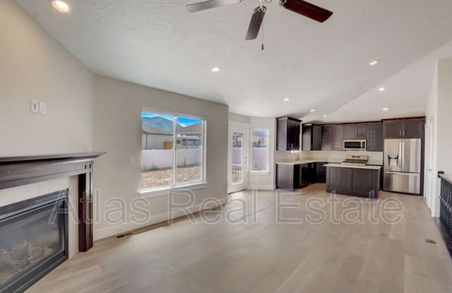 1092 N Providence Way - 1092 North Providence Way, Tooele, UT 84074