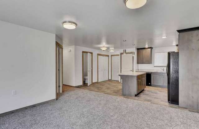 940 Gibbon Rd -1