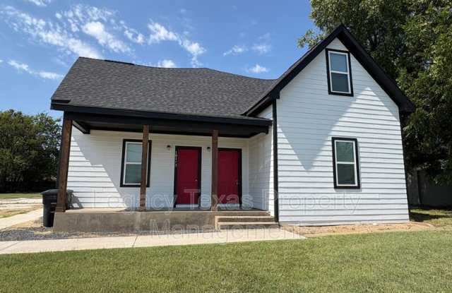 Photo of 101-1 Lane Ave