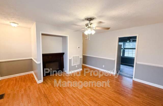 2821 East Cramer Drive