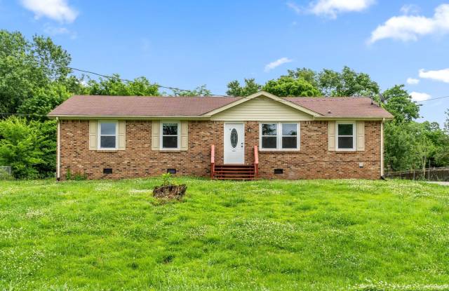 1317 Courtney Drive - 1317 Courtney Drive, Clarksville, TN 37042