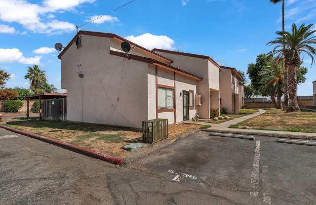 349 North Eucalyptus AvenueAPT 30