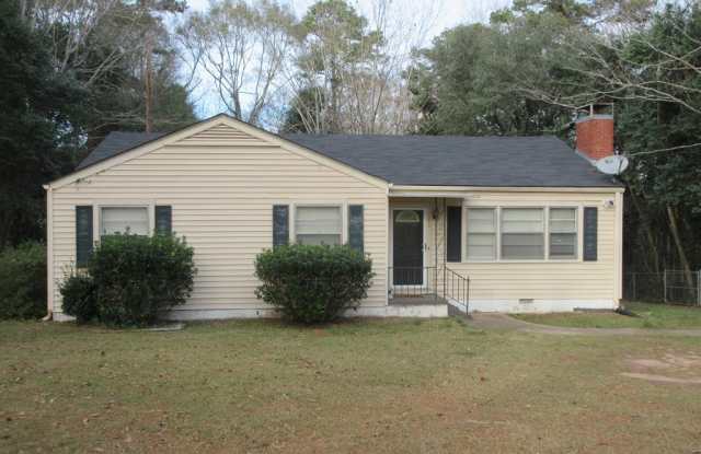210 Highland Ave