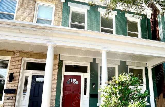 18 S Addison St