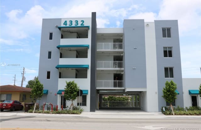 4332 W Flagler St - 4332 West Flagler Street, Miami, FL 33134