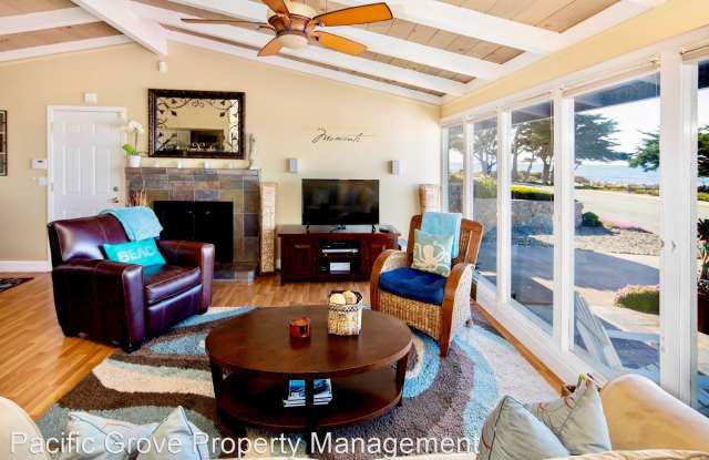 1267 Ocean View Blvd.