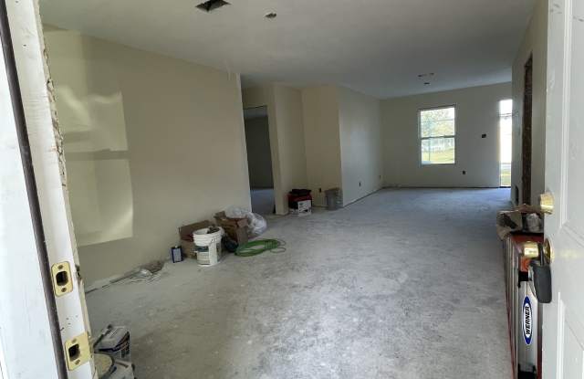 504 W. Fairfield Drive, Unit F2