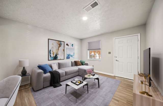 Woodland Falls Apartments