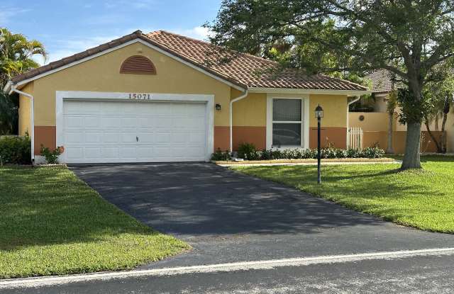 15071 S Waterford Dr - 15071 South Waterford Drive, Davie, FL 33331